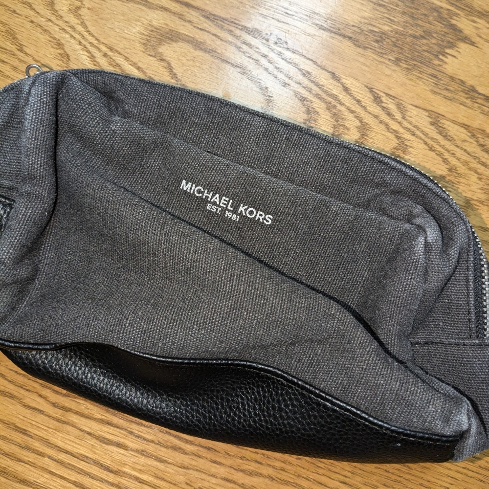 Michael Kors Gray Men's Bag Set - Picture 11 of 16